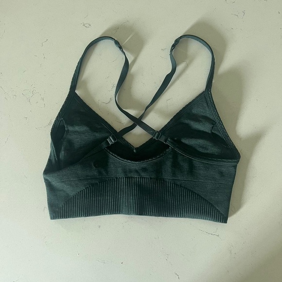 Lulu Lemon Sports Bra - Picture 2 of 3